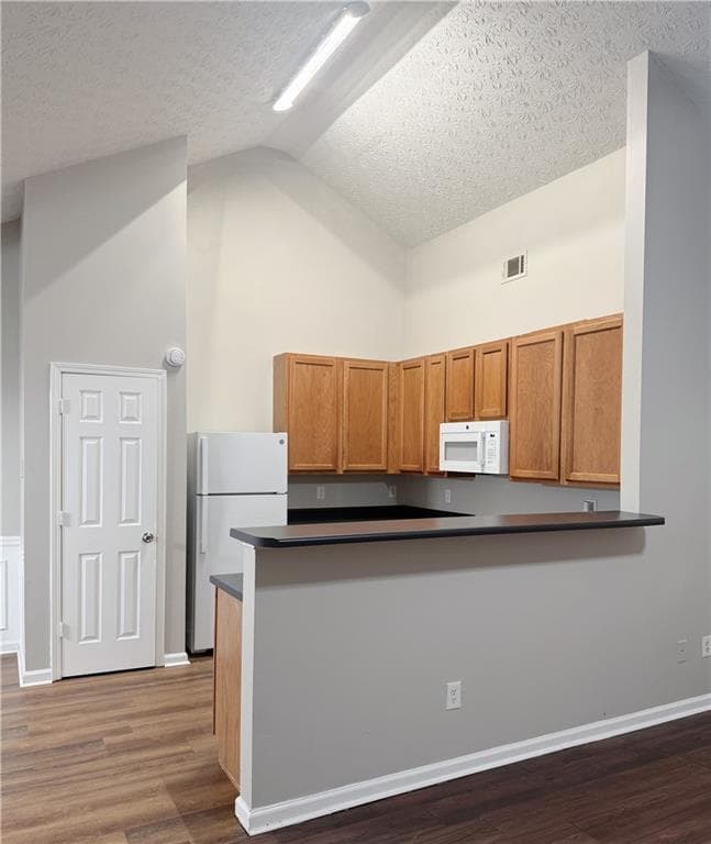 3 bedroom, 2 bathroom, 1,640 sq ft single family residence for rent at 204 Kingfisher Point, Stockbridge, GA 30281 for $2,050 a month — photo 5