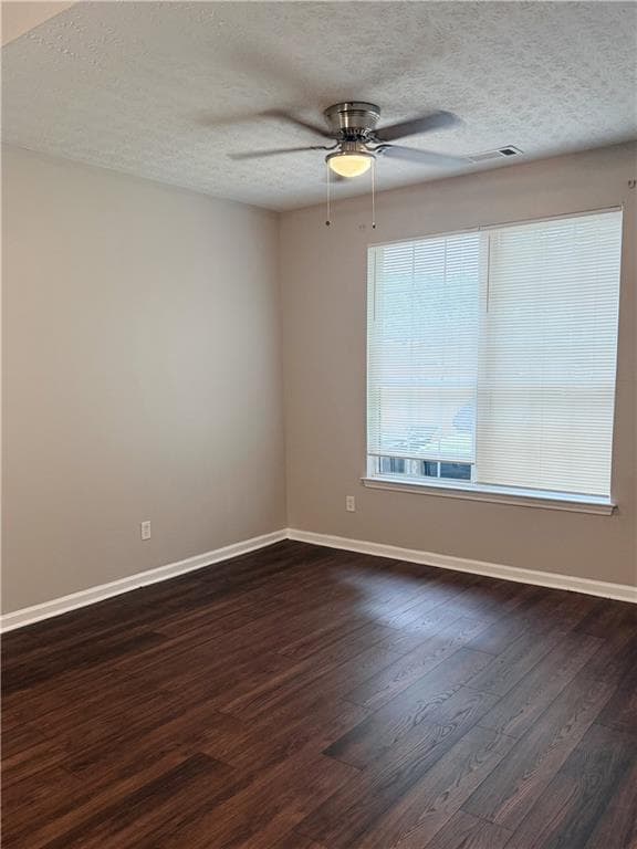 3 bedroom, 2 bathroom, 1,640 sq ft single family residence for rent at 204 Kingfisher Point, Stockbridge, GA 30281 for $2,050 a month — photo 9
