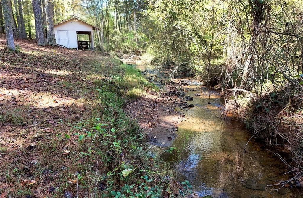 3 bedroom, 2 bathroom, 2,768 sq ft single family residence for sale at 339 Crumby Creek Terrace, Blairsville, GA 30512 — photo 6