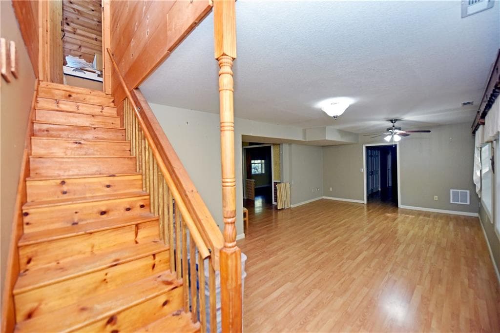 3 bedroom, 2 bathroom, 2,768 sq ft single family residence for sale at 339 Crumby Creek Terrace, Blairsville, GA 30512 — photo 7