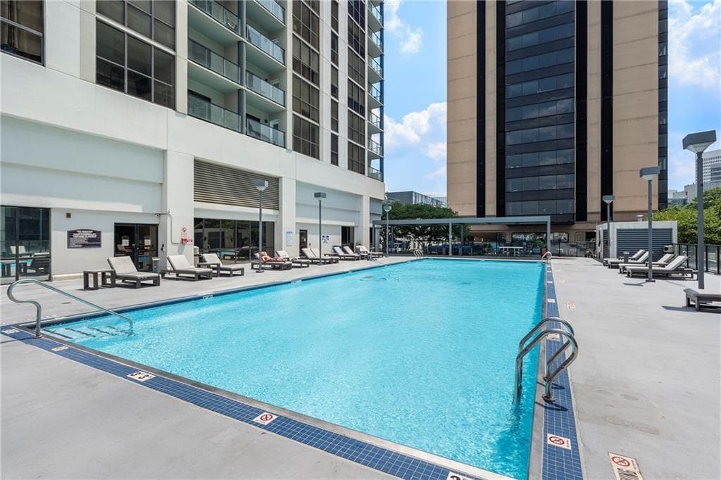 1 bedroom, 1 bathroom, 625 sq ft condominium for rent at 1280 W Peachtree Street 3613, Atlanta, GA 30309 for $1,400 a month — photo 8