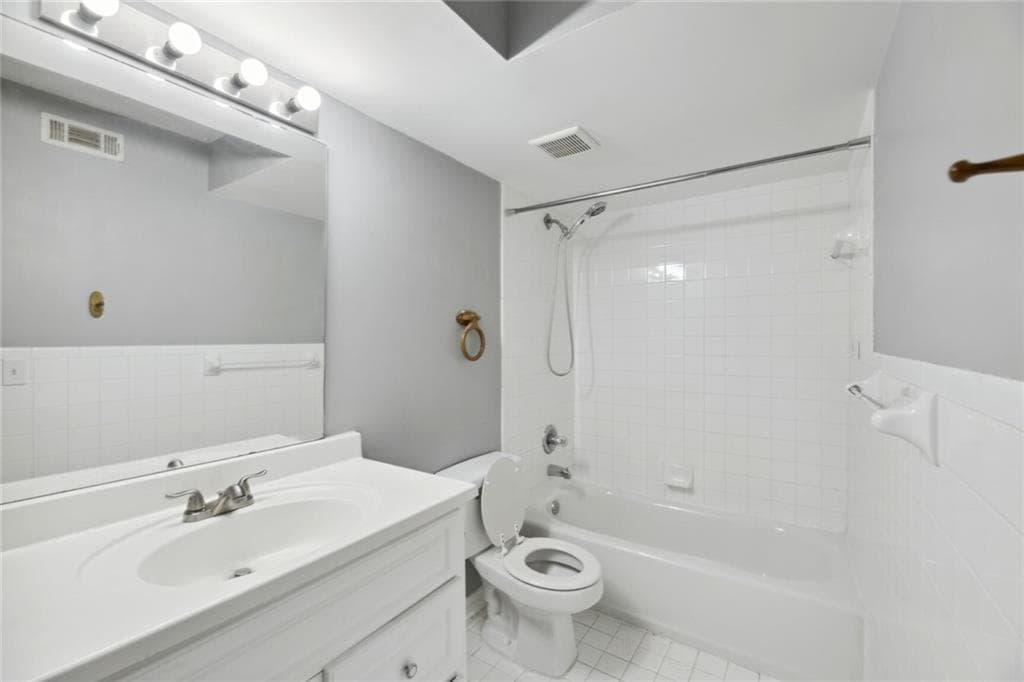 1 bedroom, 1 bathroom, 800 sq ft condominium for rent at 3091 Colonial Way B1, Atlanta, GA 30341 for $1,300 a month — photo 8