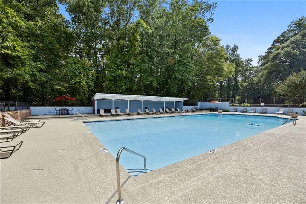 1 bedroom, 1 bathroom, 800 sq ft condominium for rent at 3091 Colonial Way B1, Atlanta, GA 30341 for $1,300 a month — photo 9