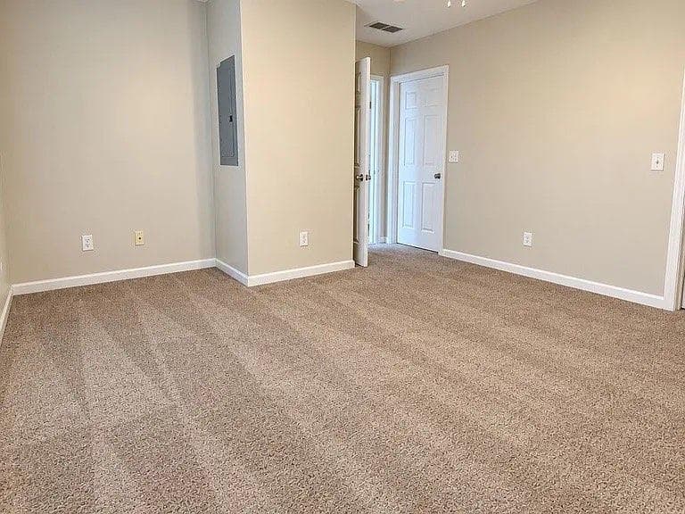2 bedroom, 2 bathroom, 1,209 sq ft townhouse for sale at 1775 Summerwoods Lane, Griffin, GA 30224 — photo 5