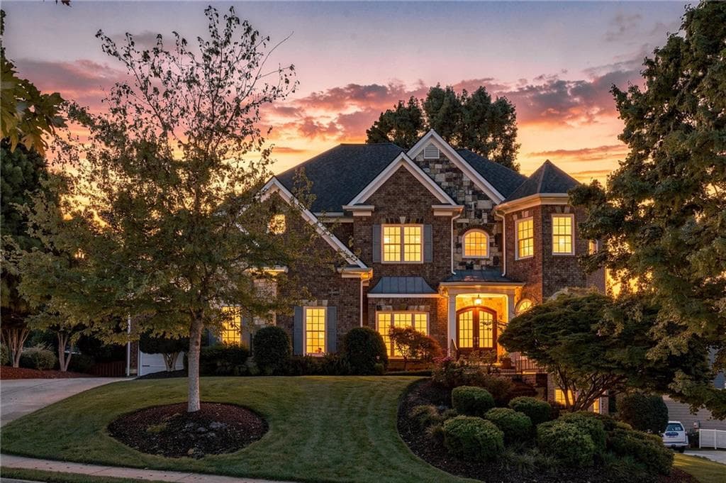 6 bedroom, 5 bathroom, 6,628 sq ft single family residence for sale at 3951 Chapel Grove Drive, Marietta, GA 30062 — photo 1 of 83