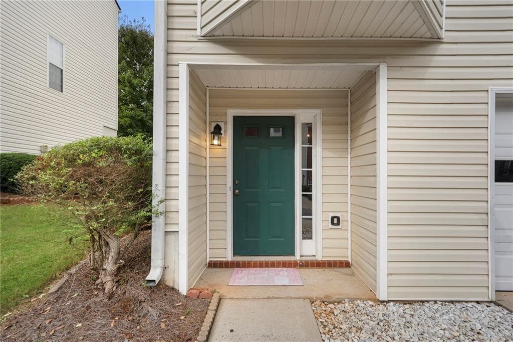 3 bedroom, 4 bathroom, 1,886 sq ft townhouse for sale at 1315 Pilgrim Lake Drive, Cumming, GA 30040 — photo 7