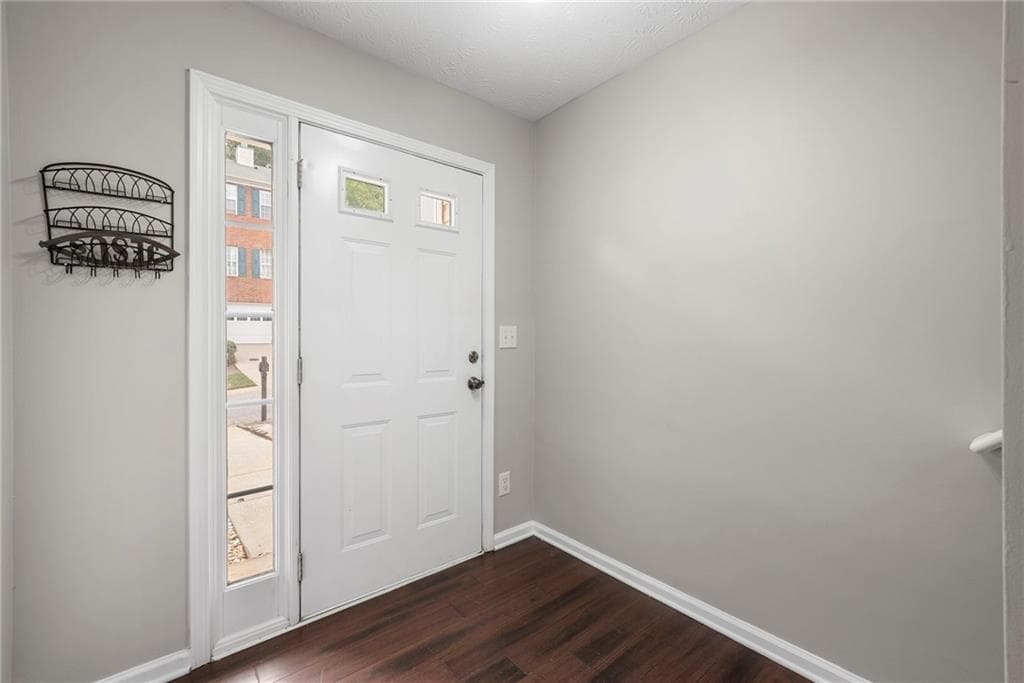 3 bedroom, 4 bathroom, 1,886 sq ft townhouse for sale at 1315 Pilgrim Lake Drive, Cumming, GA 30040 — photo 8