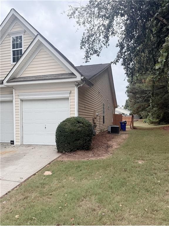3 bedroom, 2 bathroom, 1,770 sq ft single family residence for rent at 203 Kingfisher Point, Stockbridge, GA 30281 for $2,100 a month — photo 2
