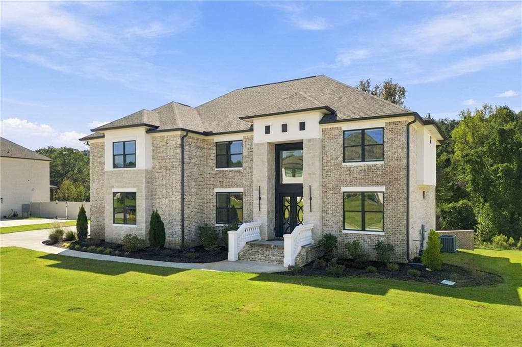5 bedroom, 4 bathroom, 4,200 sq ft single family residence for sale at 3071 Reserve Court, Conyers, GA 30094 — photo 3