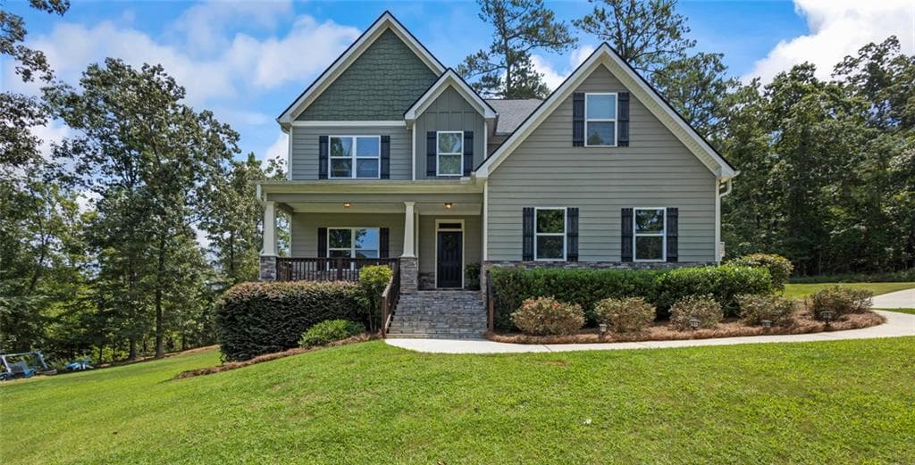 4 bedroom, 3 bathroom, 2,651 sq ft single family residence for sale at 102 River Point Road, Jackson, GA 30233