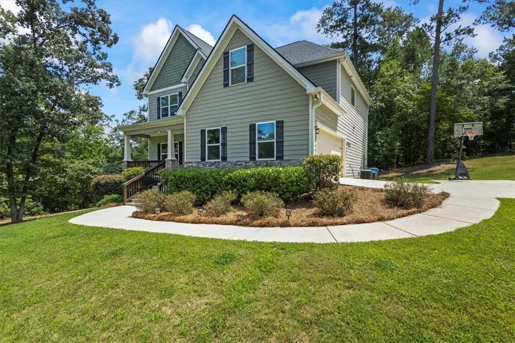 4 bedroom, 3 bathroom, 2,651 sq ft single family residence for sale at 102 River Point Road, Jackson, GA 30233 — photo 6