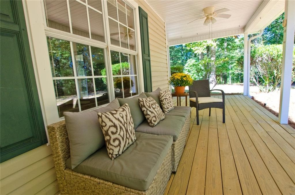 2 bedroom, 2 bathroom, 1,730 sq ft single family residence for sale at 117 Wild Turkey Trail, Cleveland, GA 30528 — photo 2