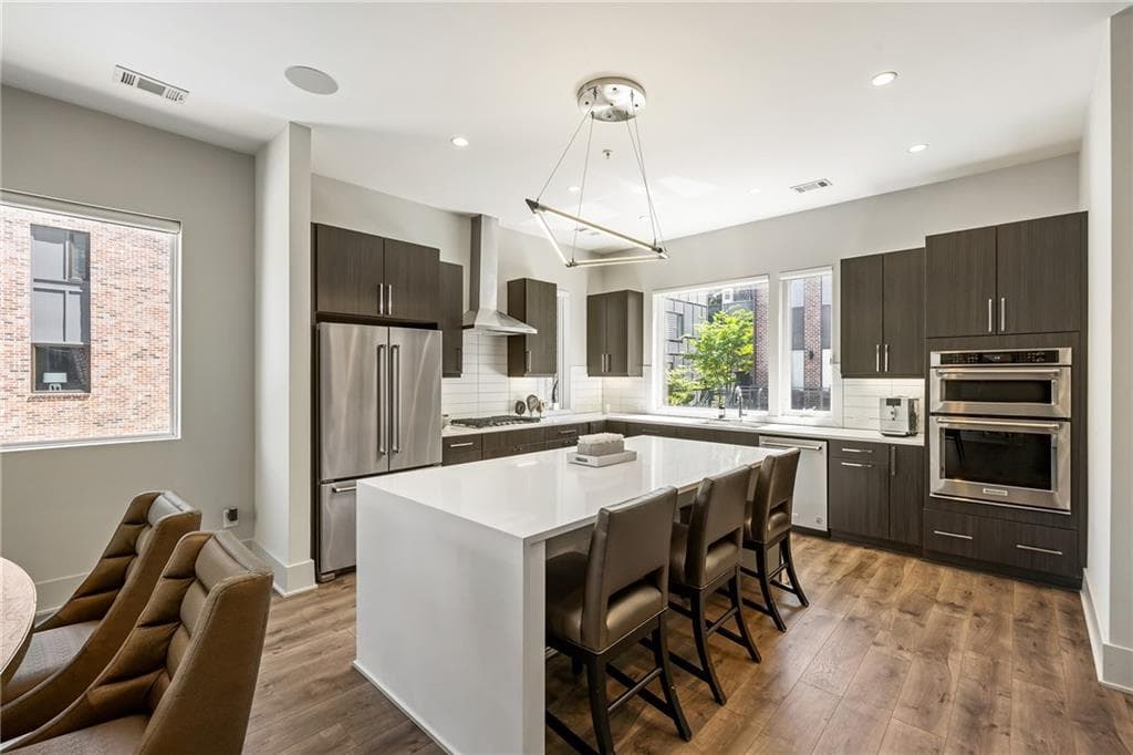 3 bedroom, 4 bathroom, 2,374 sq ft townhouse for rent at 1296 Chelsea Circle, Atlanta, GA 30318 for $4,600 a month — photo 10
