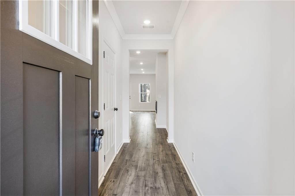 3 bedroom, 3 bathroom, 1,736 sq ft townhouse for sale at 343 Yukon Drive, Conyers, GA 30094 — photo 1 of 34