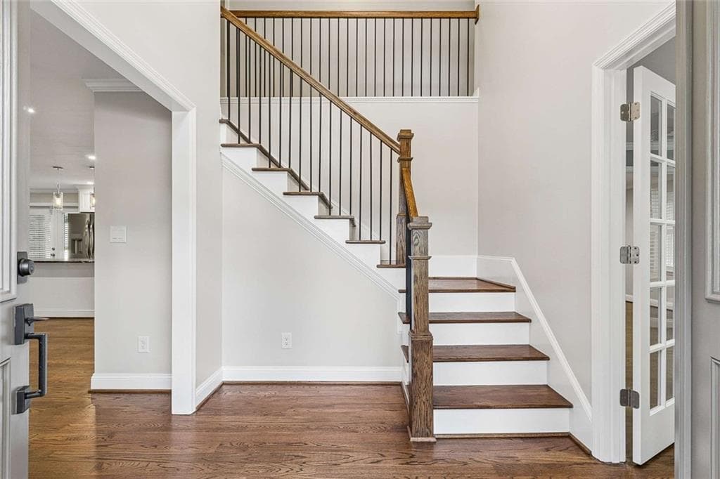 5 bedroom, 3 bathroom, 2,862 sq ft single family residence for sale at 4613 Sharon Valley Court, Atlanta, GA 30338 — photo 4