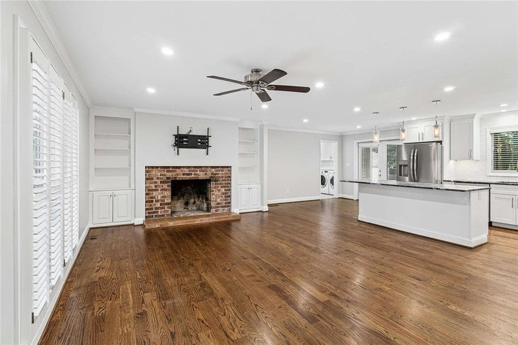 5 bedroom, 3 bathroom, 2,862 sq ft single family residence for sale at 4613 Sharon Valley Court, Atlanta, GA 30338 — photo 6
