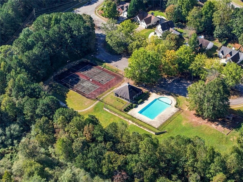 3 bedroom, 2 bathroom, 2,550 sq ft single family residence under contract at 2517 Weycroft Circle, Dacula, GA 30019 — photo 4