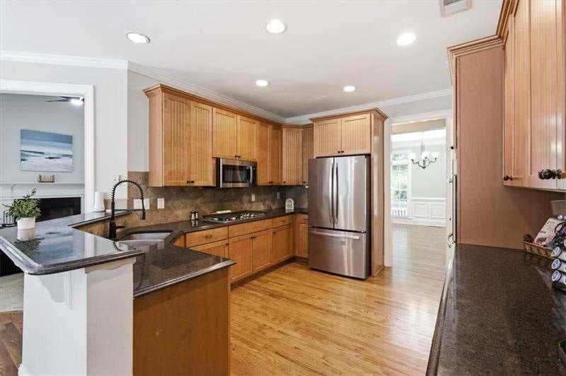 4 bedroom, 4 bathroom, 2,699 sq ft single family residence for sale at 100 Copper Hills Drive, Canton, GA 30114 — photo 10