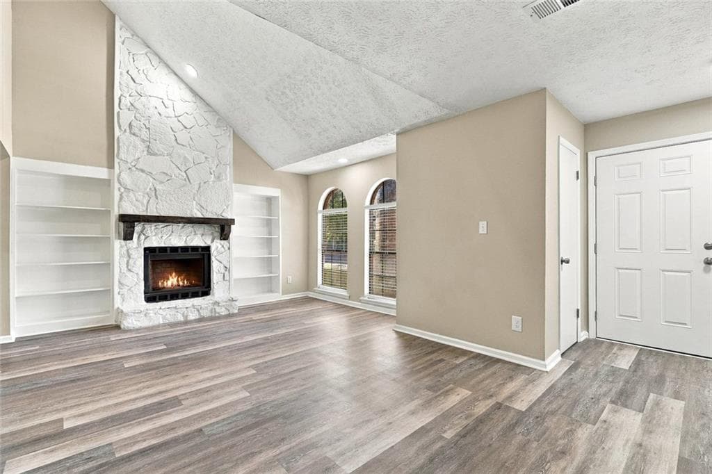 2 bedroom, 2 bathroom, 966 sq ft townhouse for sale at 818 Heritage Oaks Drive, Stone Mountain, GA 30088 — photo 8