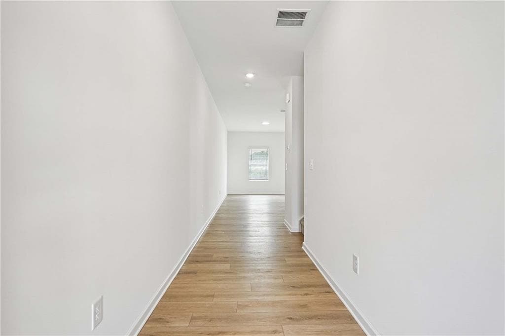 3 bedroom, 3 bathroom, 1,801 sq ft townhouse for sale at 288 Kinship Drive, Mableton, GA 30126 — photo 3