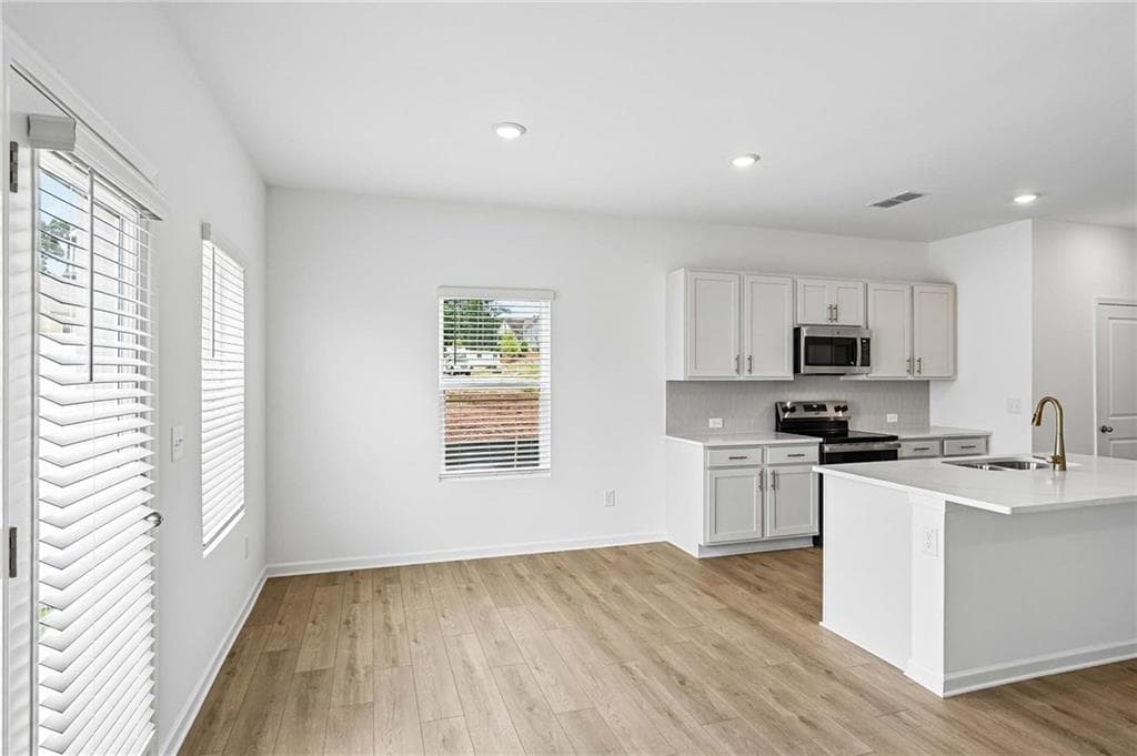 3 bedroom, 3 bathroom, 1,801 sq ft townhouse for sale at 288 Kinship Drive, Mableton, GA 30126 — photo 8