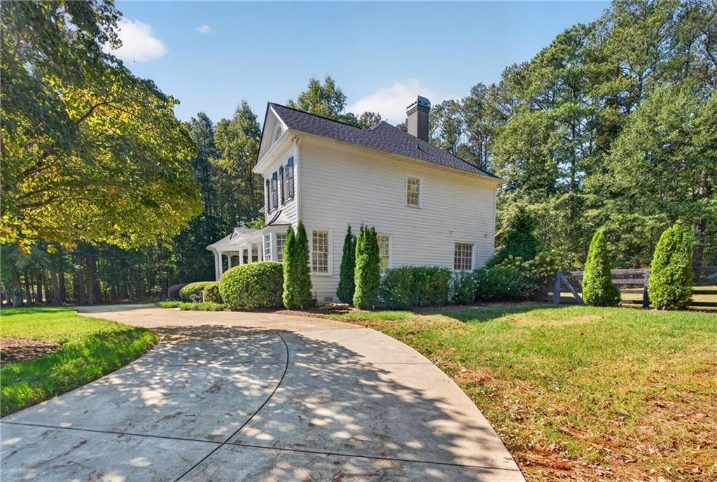 4 bedroom, 4 bathroom, 3,316 sq ft single family residence for sale at 205 Little River Farms Trail, Canton, GA 30115 — photo 7