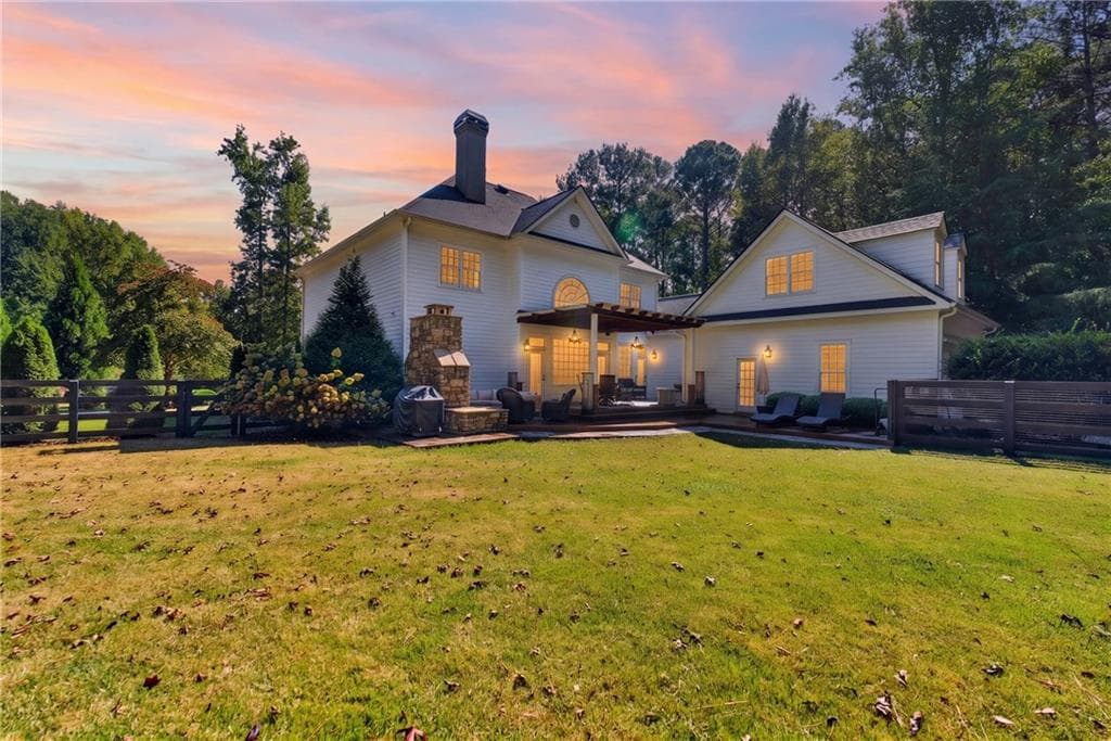 4 bedroom, 4 bathroom, 3,316 sq ft single family residence for sale at 205 Little River Farms Trail, Canton, GA 30115 — photo 9