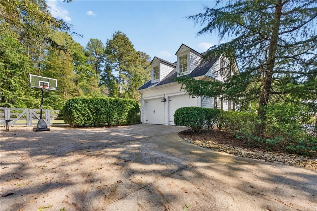 4 bedroom, 4 bathroom, 3,316 sq ft single family residence for sale at 205 Little River Farms Trail, Canton, GA 30115 — photo 10