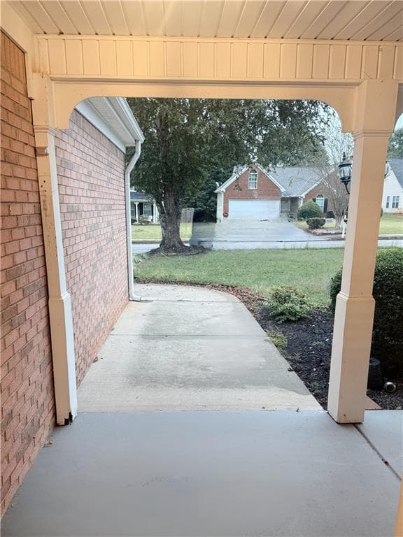 3 bedroom, 2 bathroom, 1,850 sq ft single family residence for rent at 2106 Grant Avenue, Mcdonough, GA 30252 for $2,100 a month — photo 2