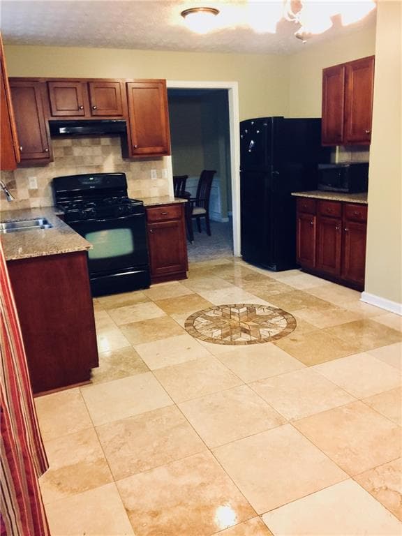 3 bedroom, 3 bathroom, 2,031 sq ft single family residence for rent at 391 Ethridge Drive, Kennesaw, GA 30144 for $2,550 a month — photo 4