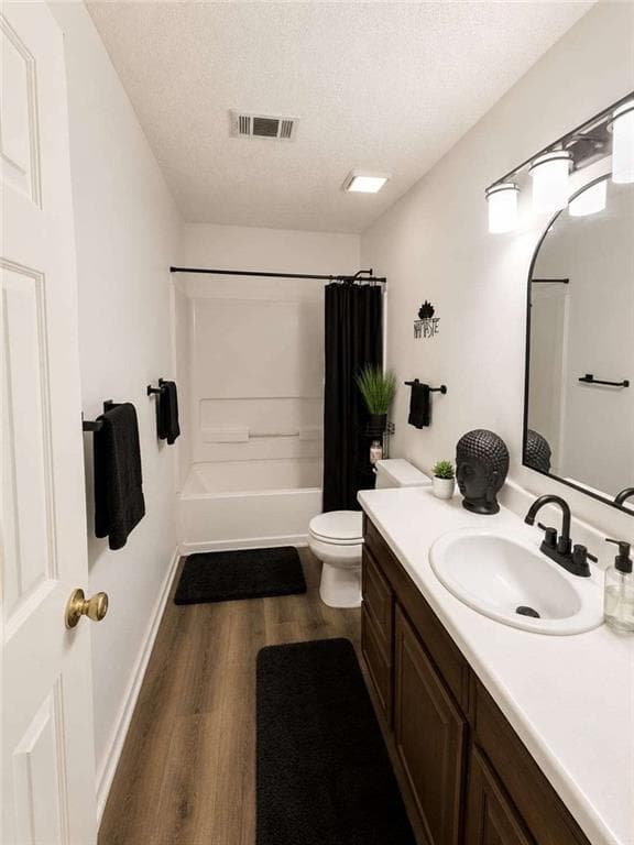 3 bedroom, 3 bathroom, 2,548 sq ft townhouse for rent at 7953 Woodlake Drive, Riverdale, GA 30274 for $1,850 a month — photo 9