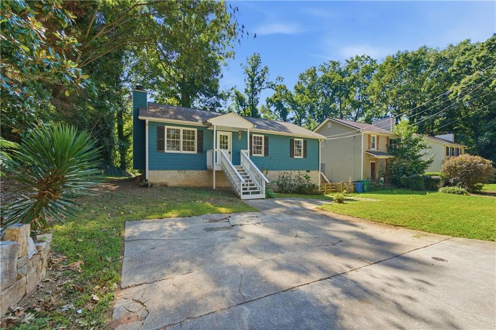 3 bedroom, 2 bathroom, 1,161 sq ft single family residence for rent at 1124 Love Street, Smyrna, GA 30080 for $2,400 a month — photo 2