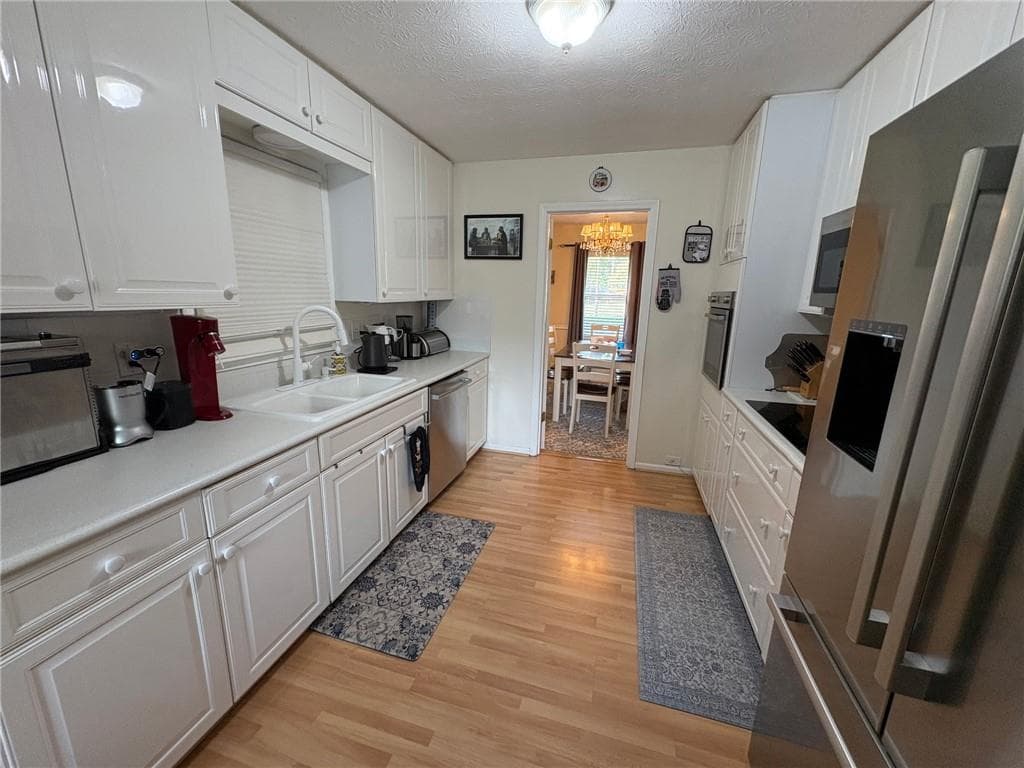 3 bedroom, 2 bathroom, 1,762 sq ft single family residence for rent at 2866 London Court, Marietta, GA 30062 for $2,550 a month — photo 8