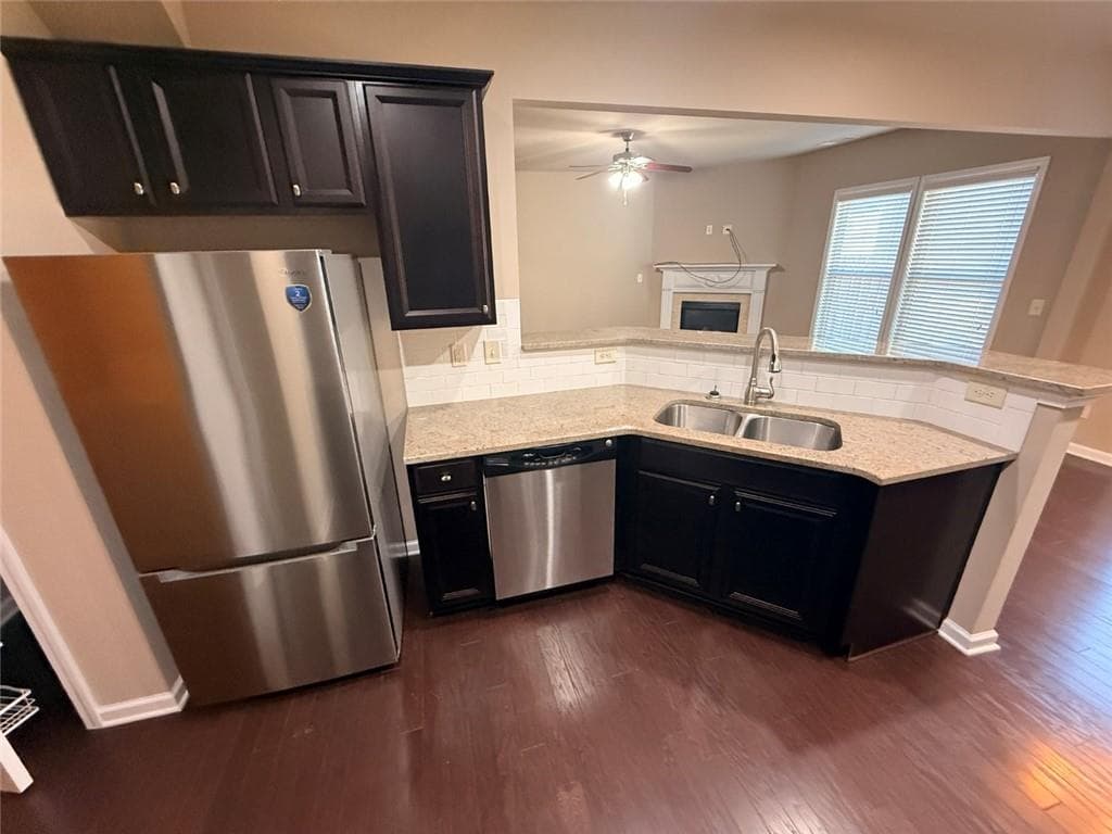 3 bedroom, 3 bathroom, 1,884 sq ft townhouse for rent at 13256 Warrensville Cove, Milton, GA 30004 for $2,600 a month — photo 4