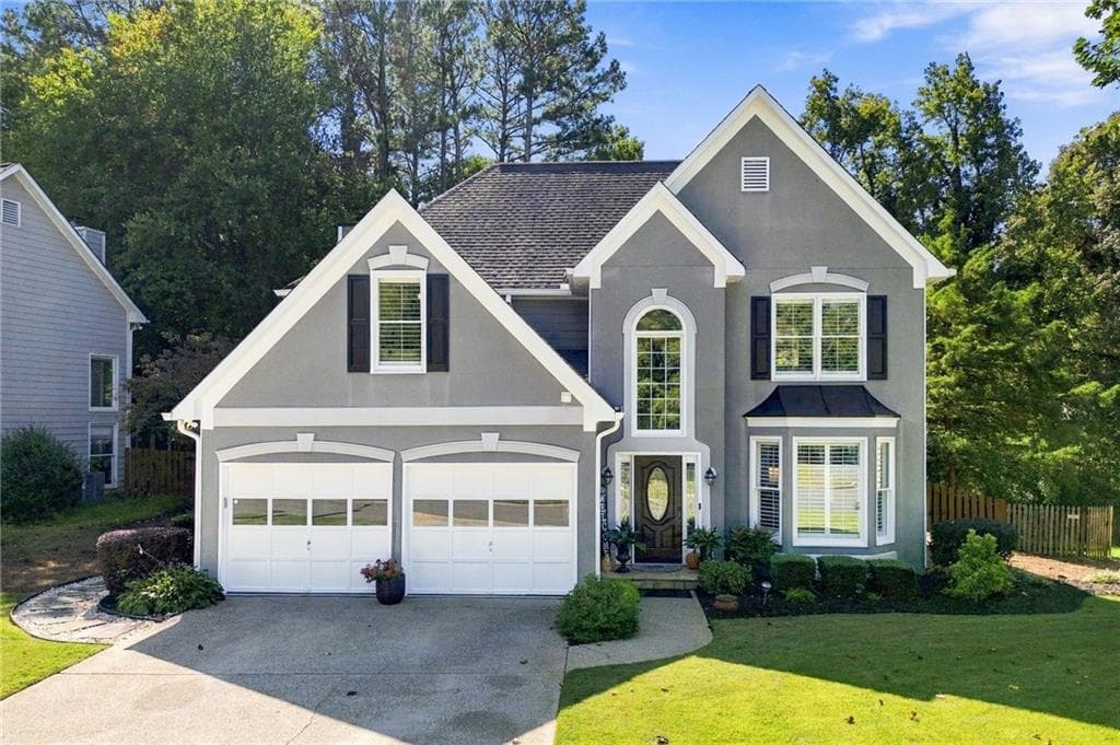 4 bedroom, 3 bathroom, 2,261 sq ft single family residence for sale at 4035 Dream Catcher Drive, Woodstock, GA 30189 — photo 2