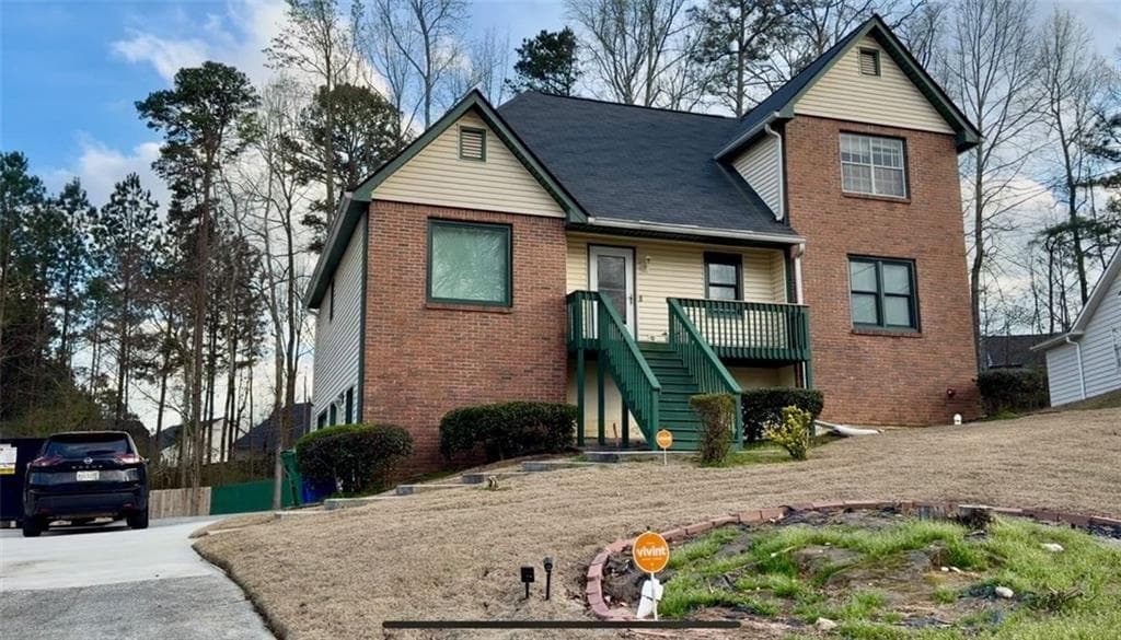 4 bedroom, 3 bathroom, 1,572 sq ft single family residence for rent at 3009 Oakvale Hts, Decatur, GA 30034 for $2,200 a month — photo 1 of 15