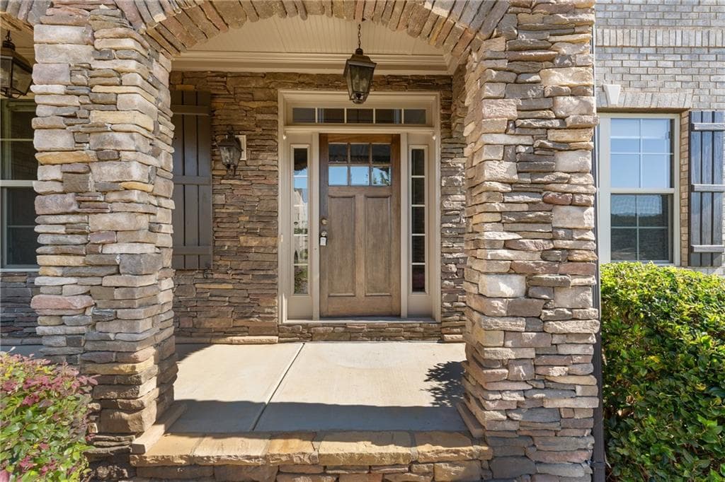 5 bedroom, 4 bathroom, 4,410 sq ft single family residence for rent at 4145 Hawking Drive, Buford, GA 30024 for $4,100 a month — photo 4