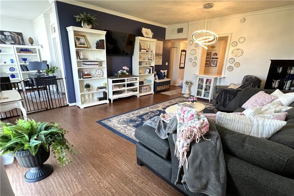 1 bedroom, 1 bathroom, 815 sq ft condominium for sale at 130 26th Street 808, Atlanta, GA 30309 — photo 4