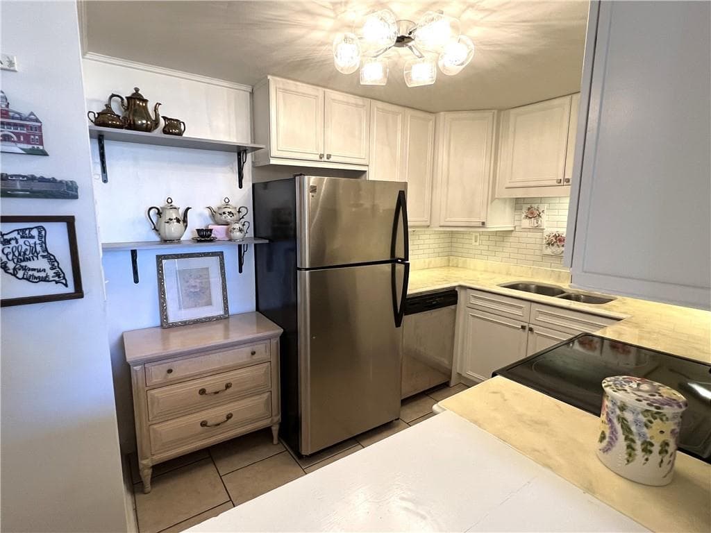 1 bedroom, 1 bathroom, 815 sq ft condominium for sale at 130 26th Street 808, Atlanta, GA 30309 — photo 8