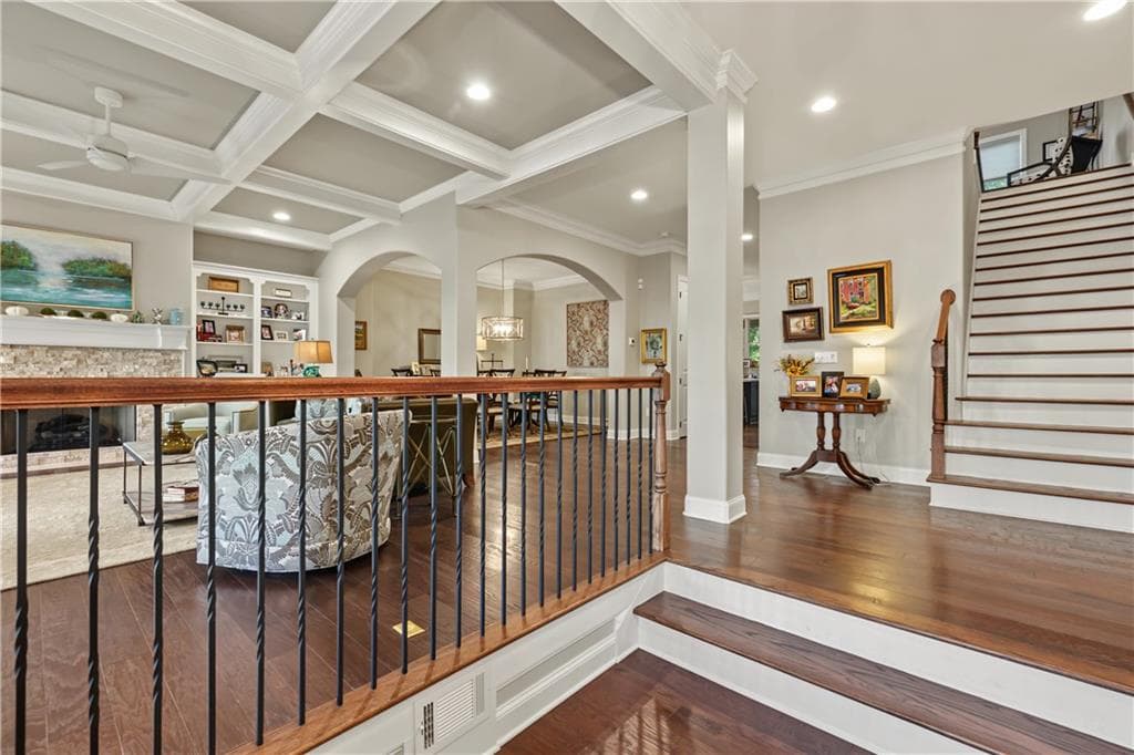 3 bedroom, 4 bathroom, 3,921 sq ft townhouse for sale at 286 Trecastle Square 286, Canton, GA 30114 — photo 6