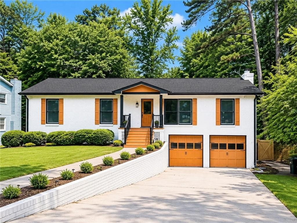 4 bedroom, 3 bathroom, 2,450 sq ft single family residence for rent at 1572 Darwen Lane, Tucker, GA 30084 for $3,197 a month — photo 3