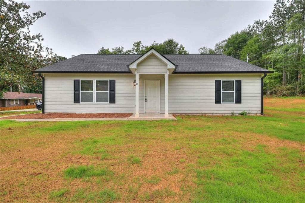 4 bedroom, 2 bathroom, 1,580 sq ft single family residence for rent at 301 Carwood Drive, Monroe, GA 30655 for $2,000 a month — photo 1 of 59
