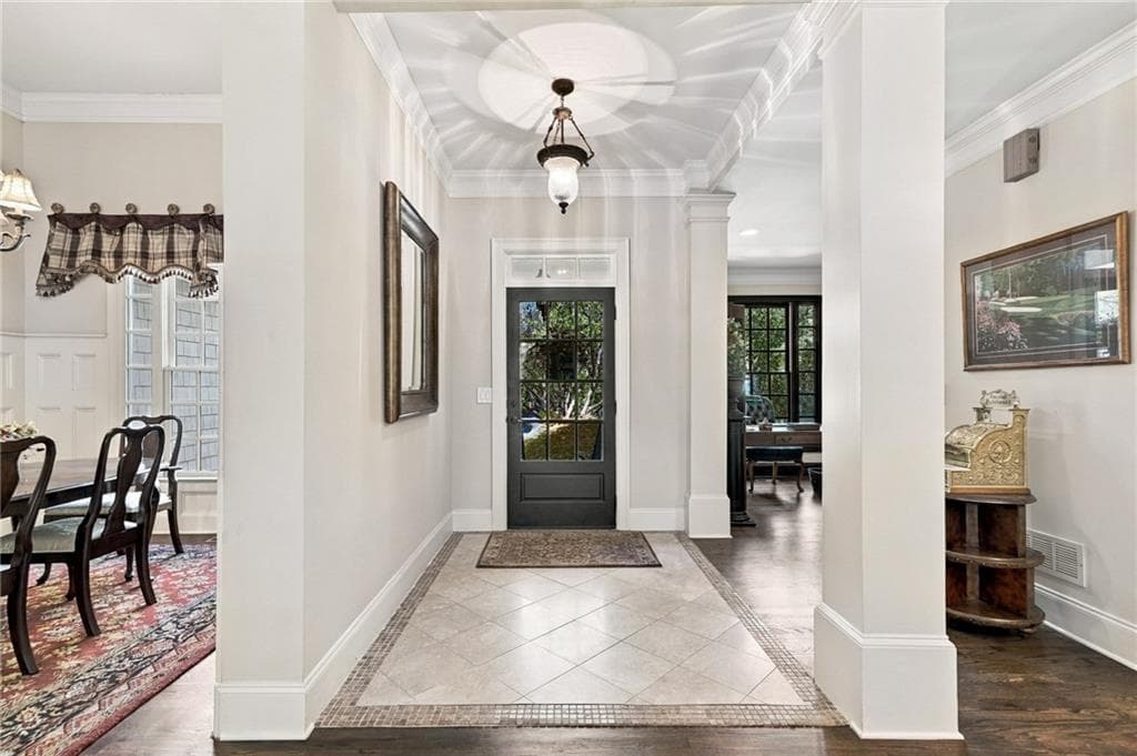 4 bedroom, 4 bathroom, 5,370 sq ft single family residence for sale at 2940 Woodvale Court, Alpharetta, GA 30022 — photo 6