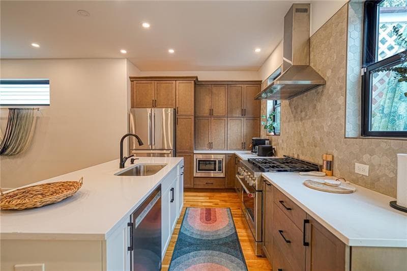 4 bedroom, 4 bathroom, 2,400 sq ft single family residence for rent at 825 Barnett Street, Atlanta, GA 30306 for $7,000 a month — photo 8