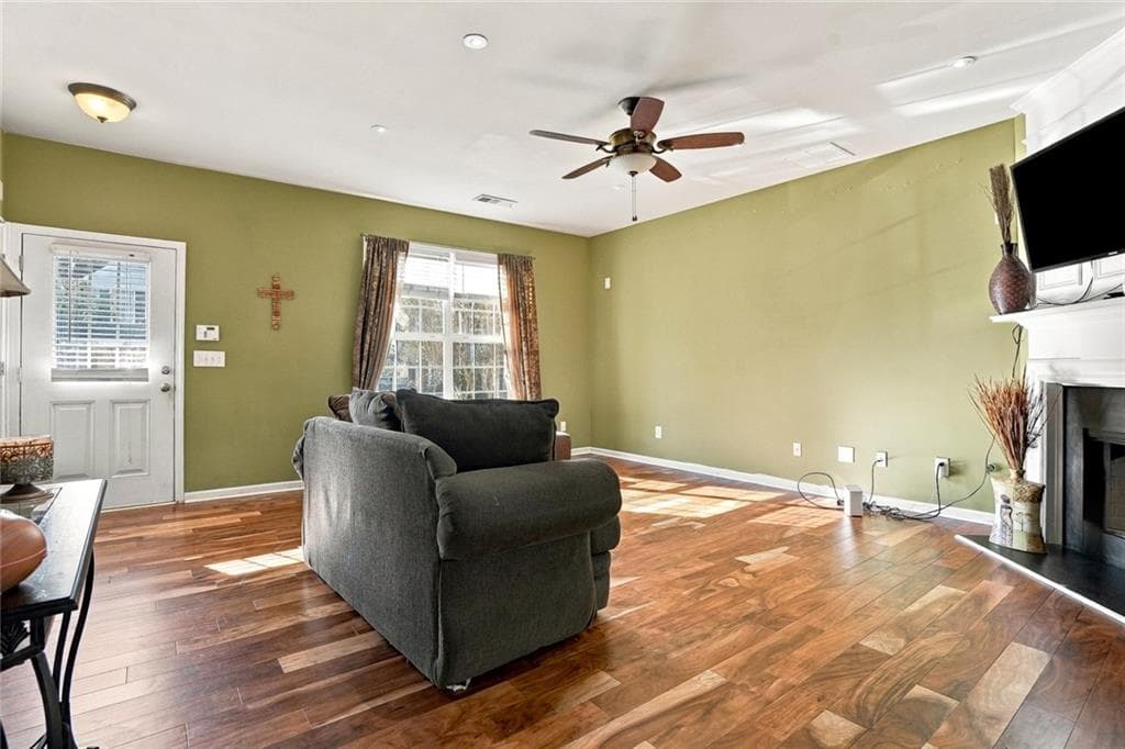 3 bedroom, 3 bathroom, 1,386 sq ft townhouse for sale at 1041 Prestwyck Court, Alpharetta, GA 30004 — photo 10