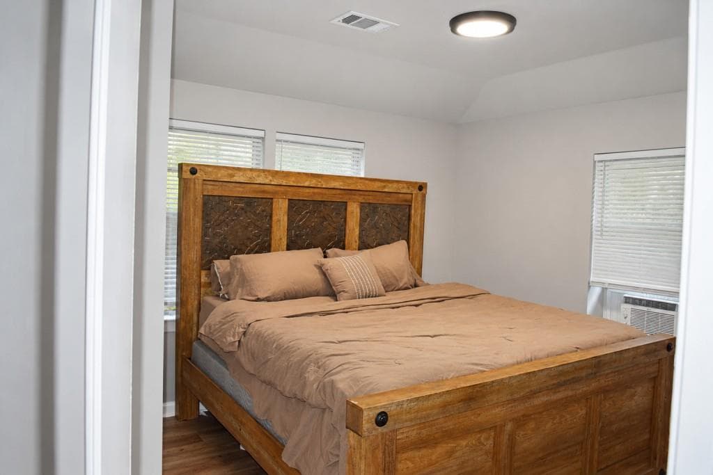 2 bedroom, 2 bathroom, 900 sq ft single family residence for sale at 1192 Pleasant Circle, Conyers, GA 30012 — photo 8