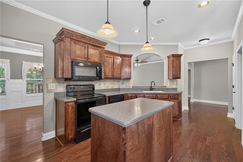 3 bedroom, 3 bathroom, 2,183 sq ft single family residence for sale at 301 Molly Way, Winder, GA 30680 — photo 10