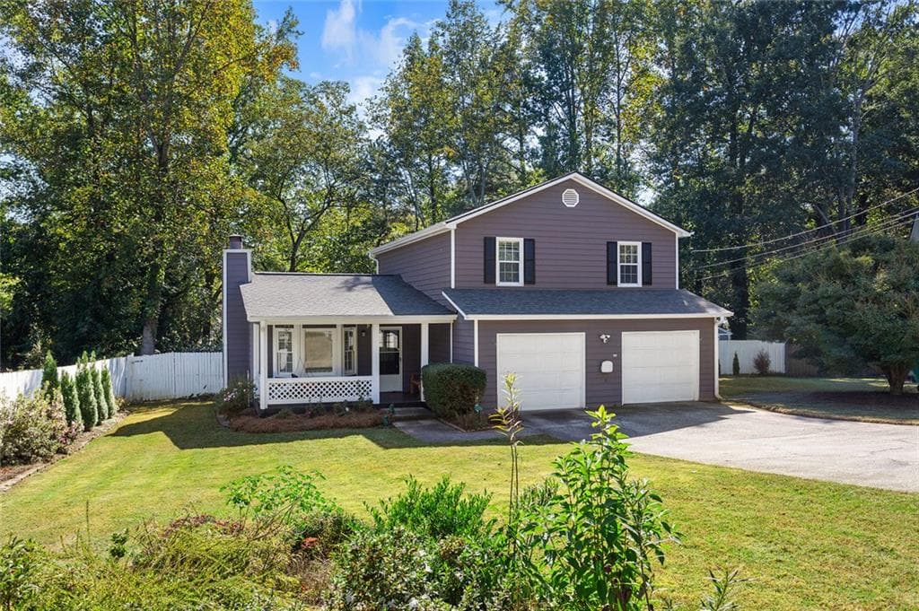3 bedroom, 3 bathroom, 2,620 sq ft single family residence for sale at 1025 Natalie Lane, Smyrna, GA 30082 — photo 1 of 44