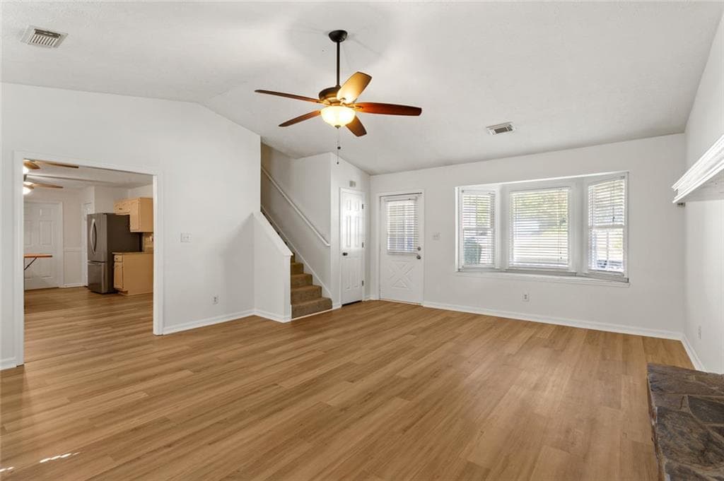 3 bedroom, 3 bathroom, 2,620 sq ft single family residence for sale at 1025 Natalie Lane, Smyrna, GA 30082 — photo 9