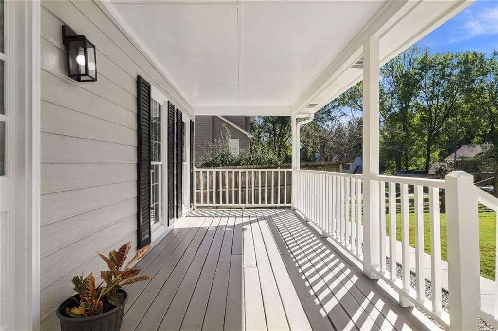 4 bedroom, 3 bathroom, 2,090 sq ft single family residence for sale at 9255 Brumbelow Crossing Way, Alpharetta, GA 30022 — photo 5